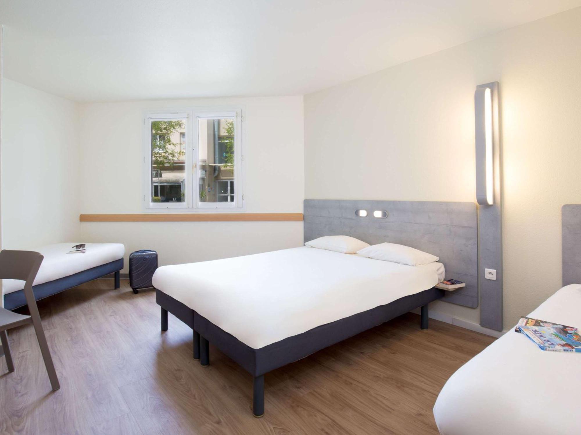 Ibis Budget Aubagne Paluds Agora Exterior foto