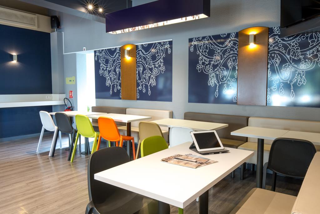 Ibis Budget Aubagne Paluds Agora Exterior foto